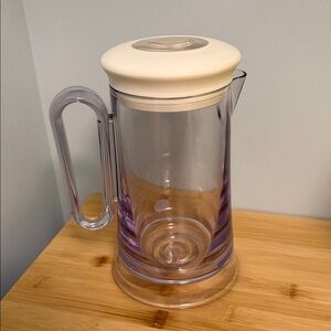 Clear Plastic Pitcher with White Lid Qualy Design Brand Jug NEW